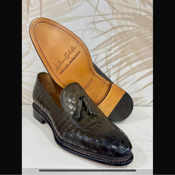 Brown Crocodile Leather print loafers with tassel